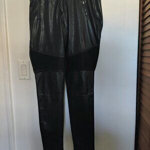 'Dynamite Clothing' Faux Leather Moto Skinny Pants in Black.  Soft Touch Sz M